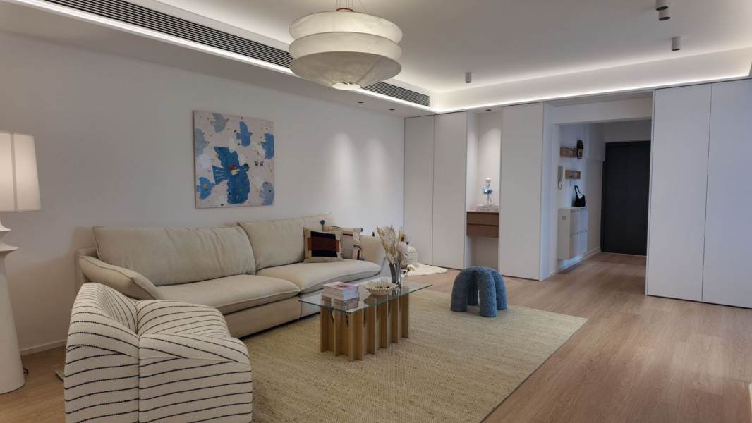 Housing image — Bedroom