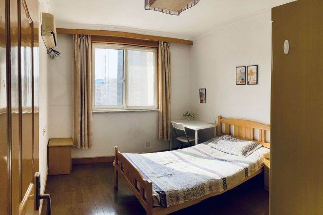 Short-Term 2BR Shared Apartment near Modern Art Museum with Terrace