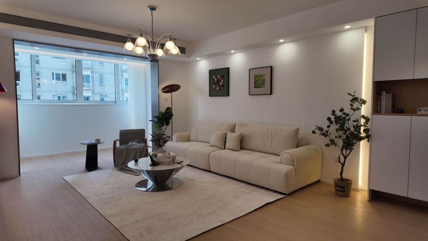 Housing image — Living Room