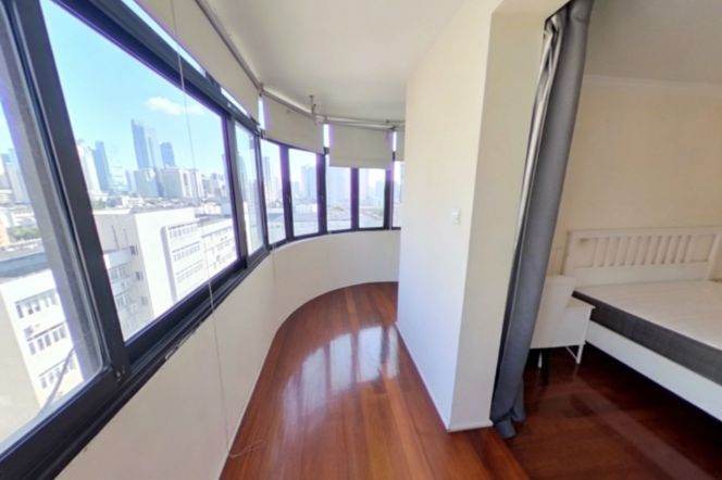 2BR Apartment in Jing'an