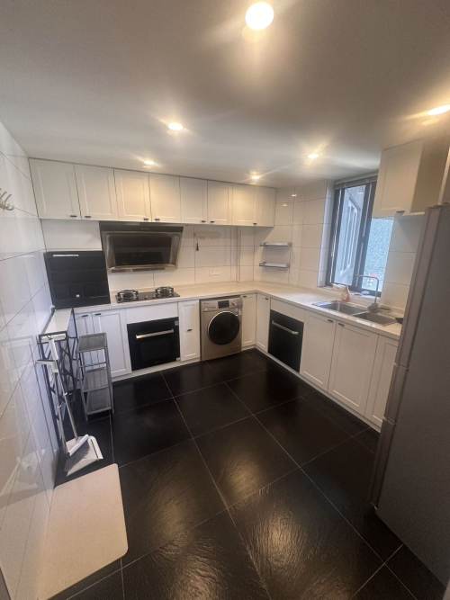 Housing image — Kitchen
