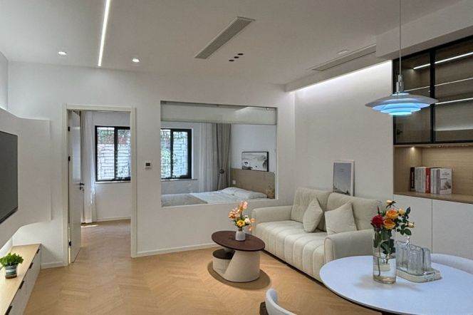 1BR Lane House in Jing'an (L7)
