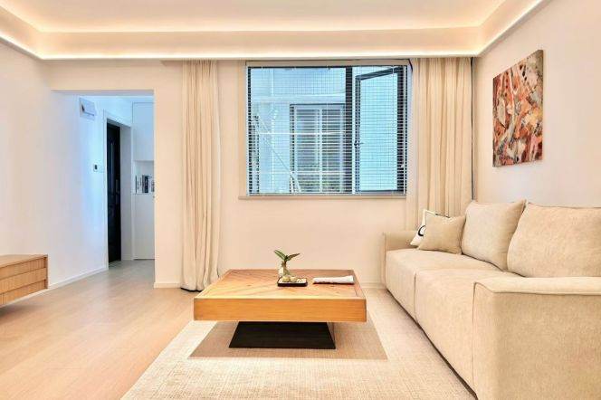 2BR Apartment near Xujiahui Metro (L1/L4)