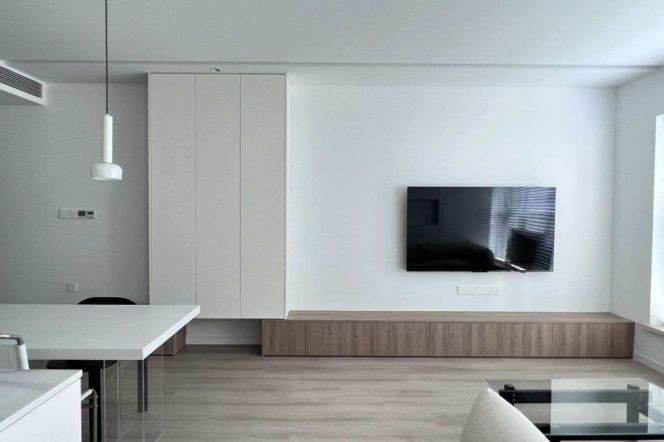 1BR Apartment at 8 Park Avenue (L7)