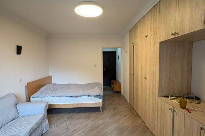 1BR Lane House in Old Xuhui (L9/L12)