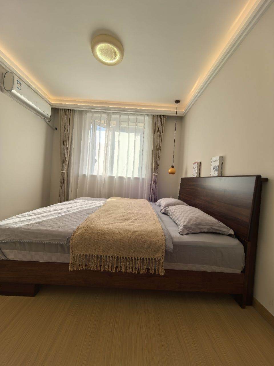 Housing image — Bedroom