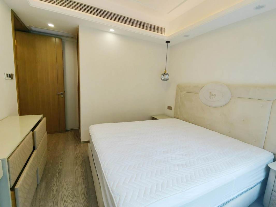 Housing image — Bedroom