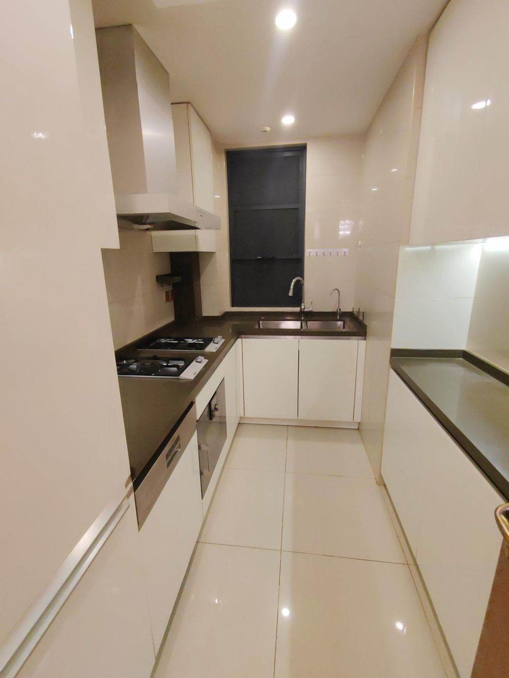 Housing image — Kitchen