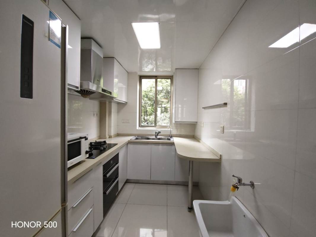 Housing image — Kitchen