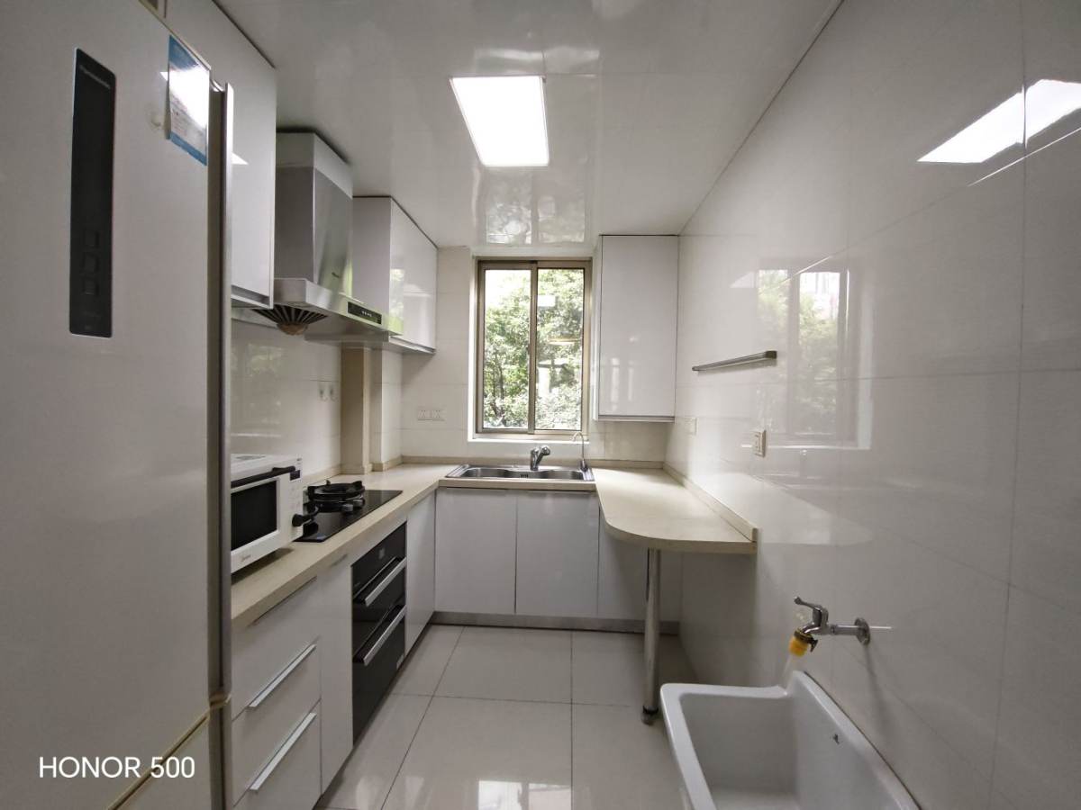 Housing image — Kitchen