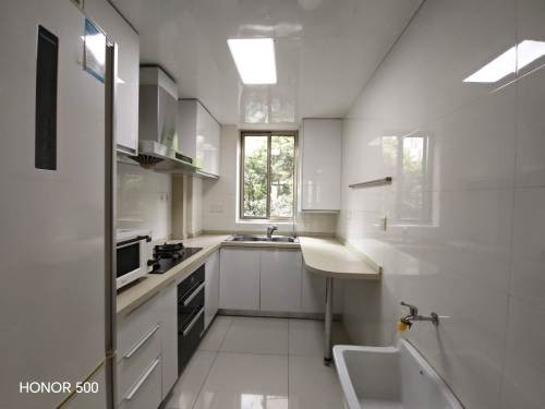 Housing image — Kitchen
