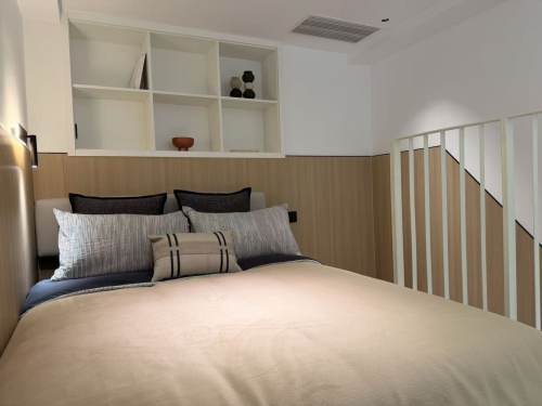 Housing image — Bedroom