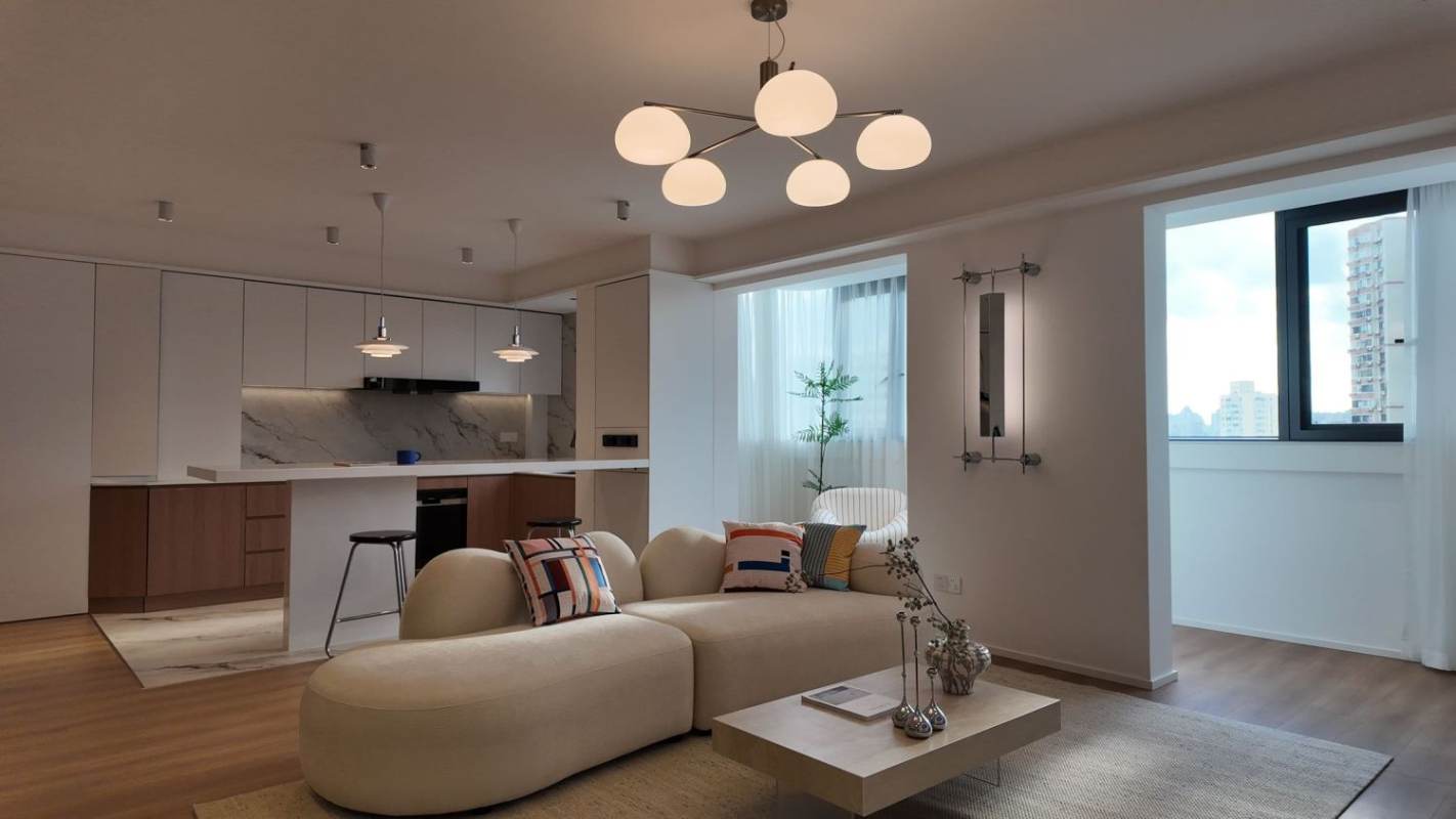 Housing image — Living Room