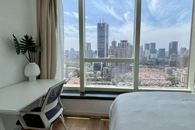 High-Floor 1BR Apartment near Nanjing Xi Lu (L2/L12/L13)