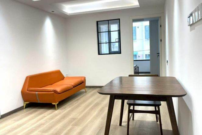 1BR Apartment in Jing'an
