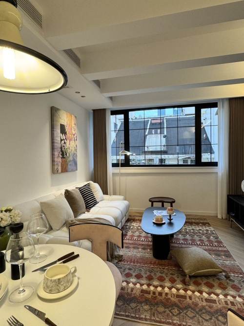 Housing image — Living Room