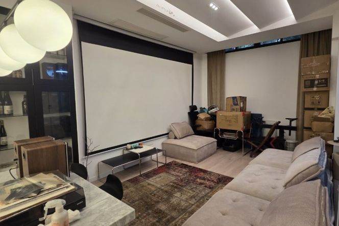 4BR Apartment in Xujiahui with Terrace (L3/L4/L10)