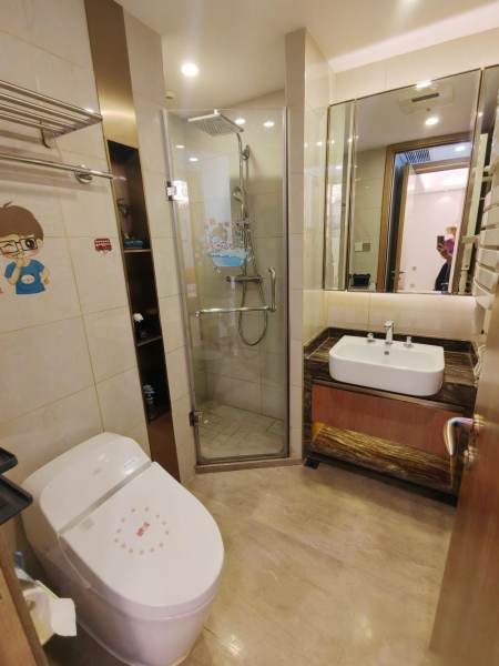 Housing image — Bathroom