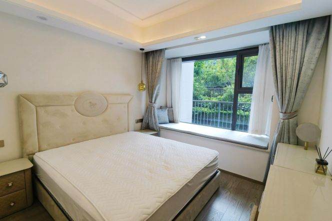 2BR Apartment near Oriental Sports Center Metro