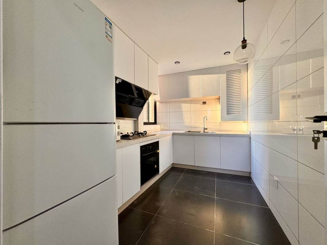 Housing image — Kitchen
