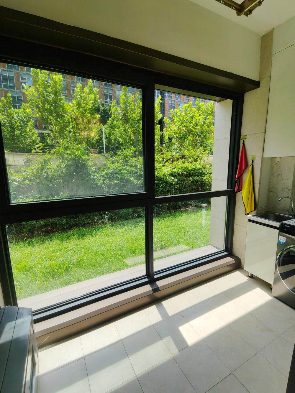Housing image — Balcony