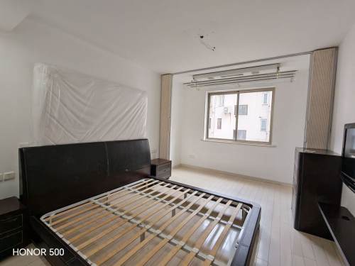 Housing image — Bedroom