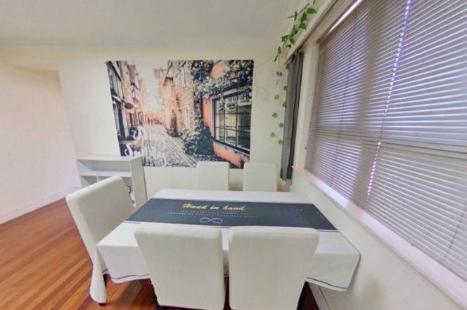 2BR Apartment in Jing'an