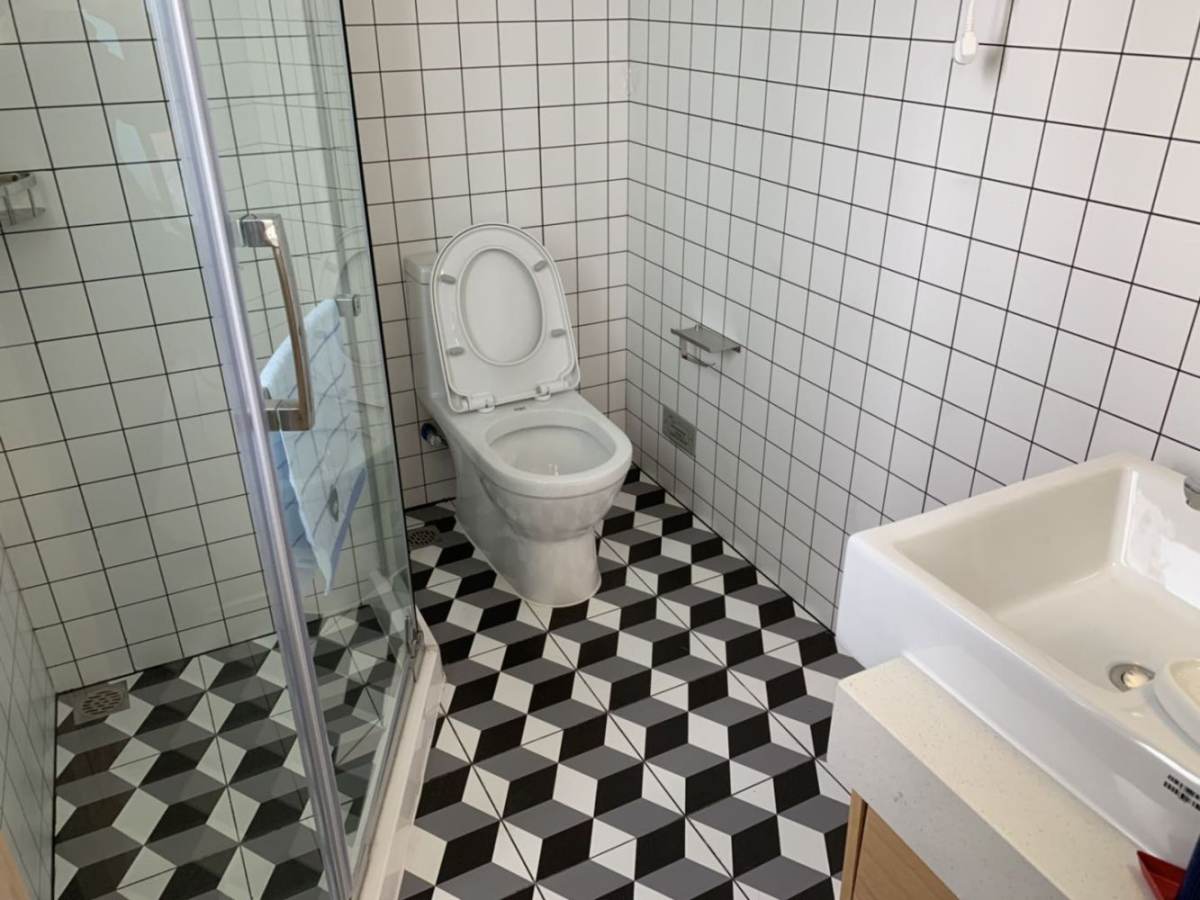Housing image — Bathroom