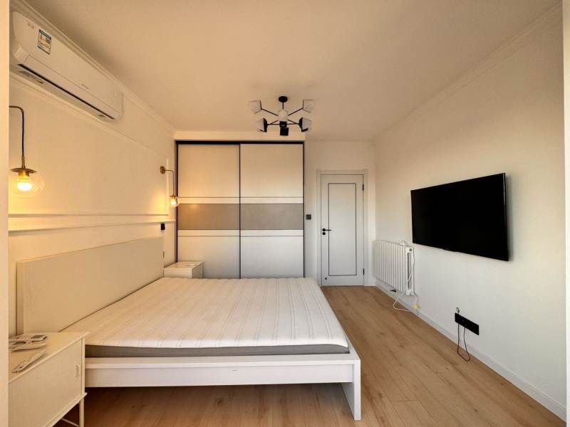 Housing image — Bedroom