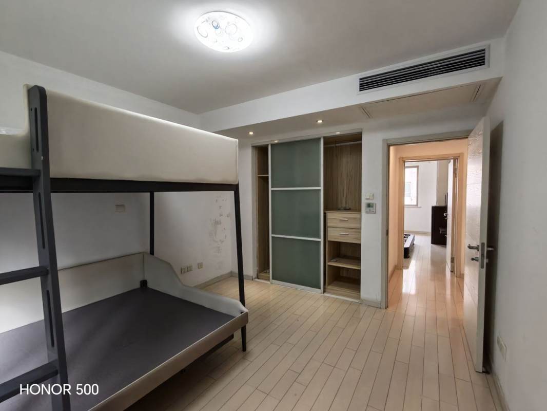 Housing image — Bedroom