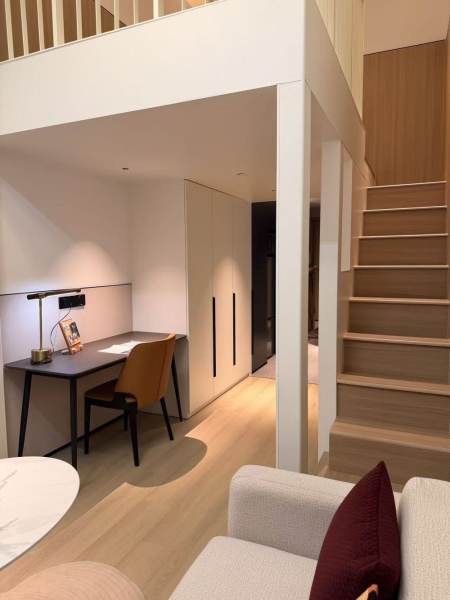 Housing image — Living Room