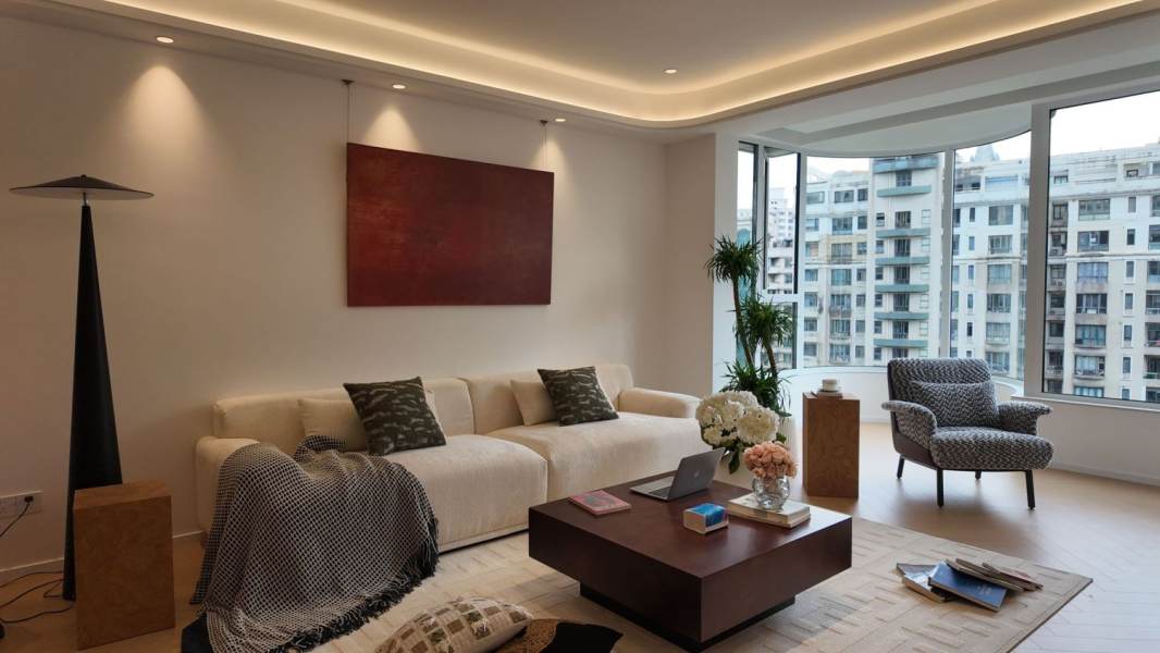 Housing image — Living Room