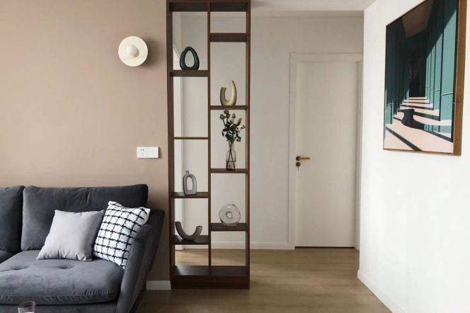 Spacious 2BR Apartment in Jing'an (L7)