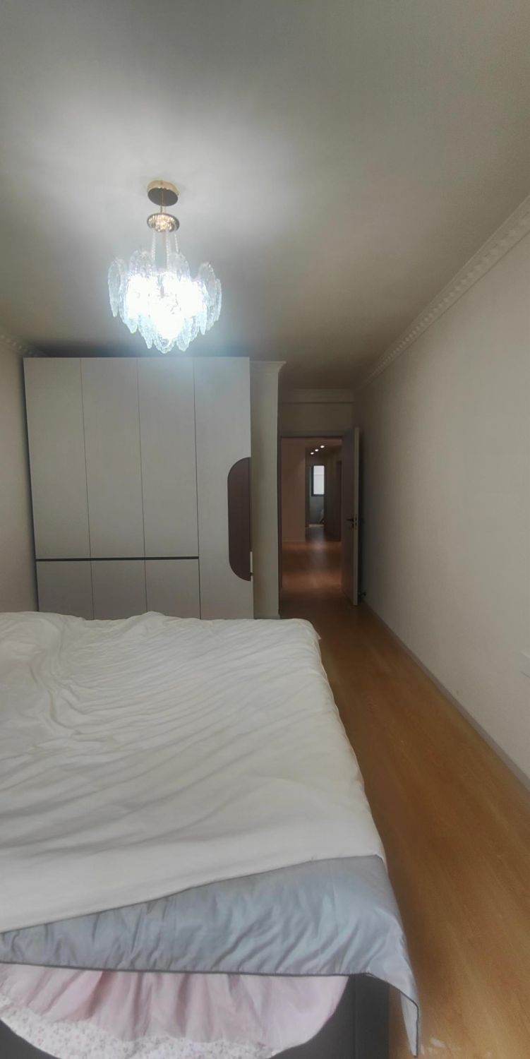 Housing image — Bedroom