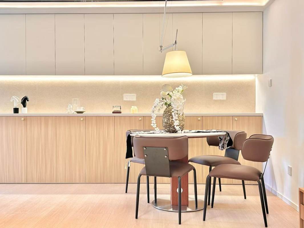 Housing image — Dining Area
