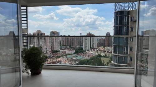 Housing image — Balcony
