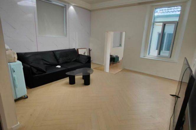 3BR Apartment in Suzhou Creek North with Green View (L7/L13)
