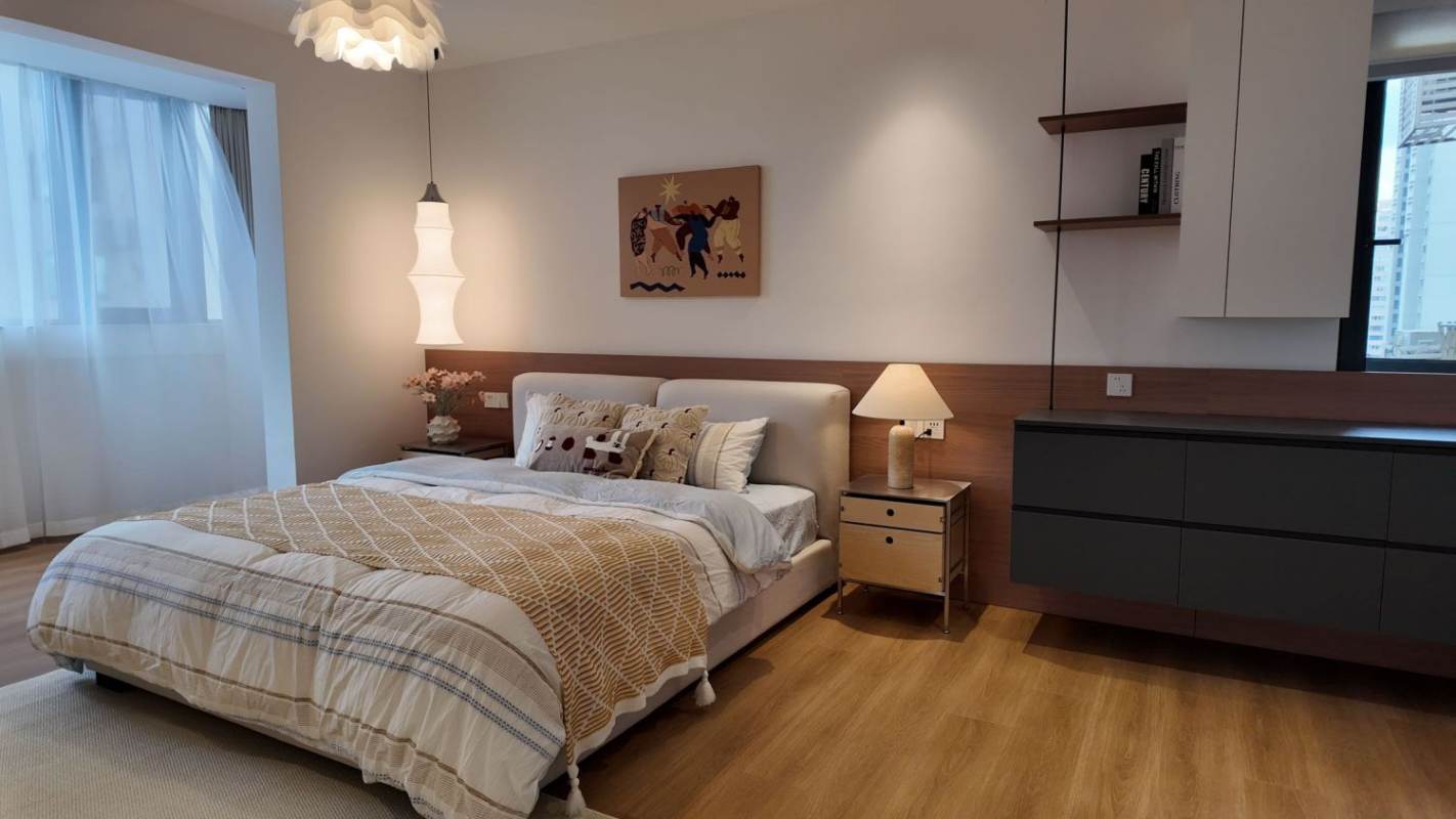 Housing image — Bedroom