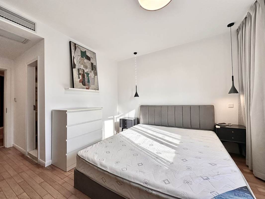 Housing image — Bedroom