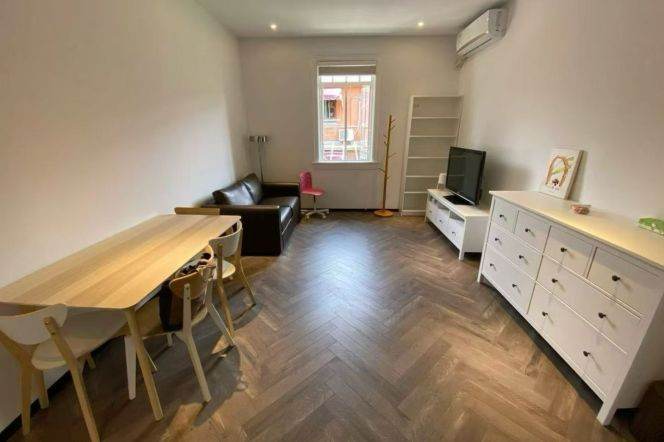 1BR Lane House at Jing'an Villa (L2/L12/L13)