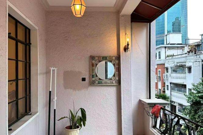 Spacious 2BR Apartment in Jing'an (L2/L7/L14)