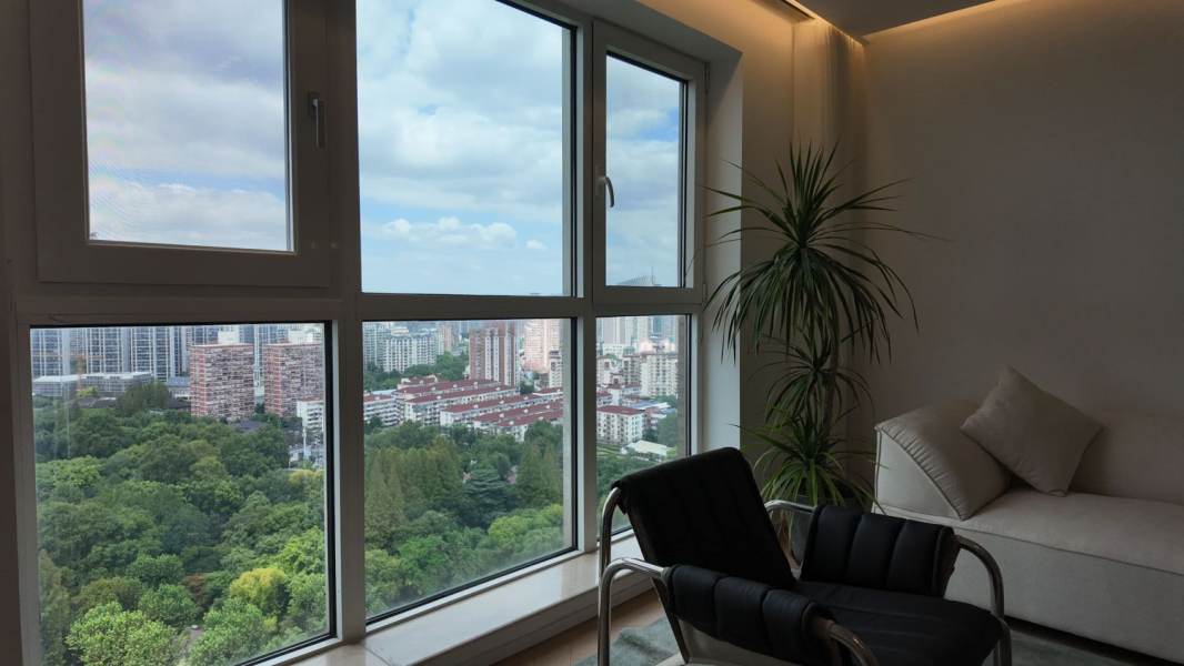 Housing image — Living Room