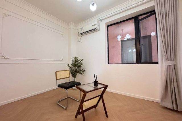 2BR Apartment near Caobao Rd Metro