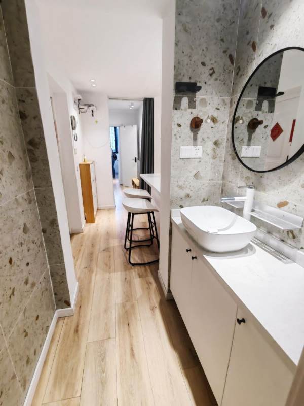 Housing image — Bathroom