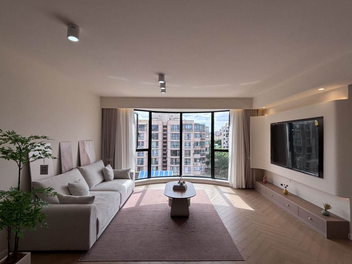 Housing image — Living Room