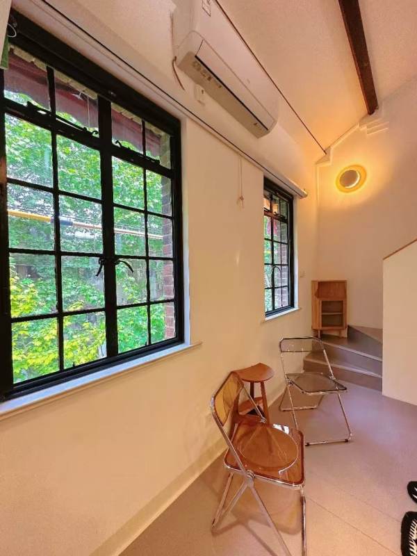 Housing image — Living Room