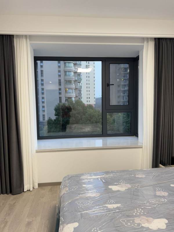 Housing image — Bedroom