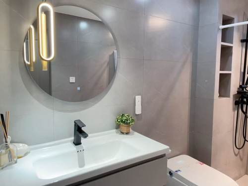 Housing image — Bathroom
