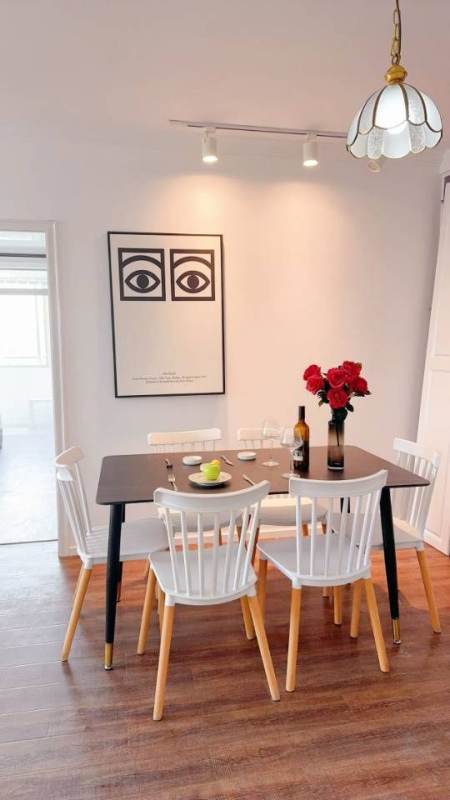 Housing image — Dining Area