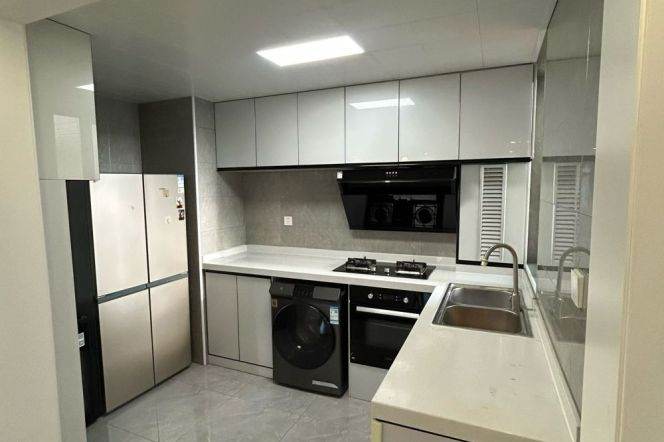 3BR Apartment near West Yan'An Rd Metro (L3/L4)